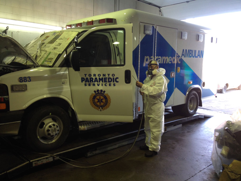 Toronto-Ambulance1-